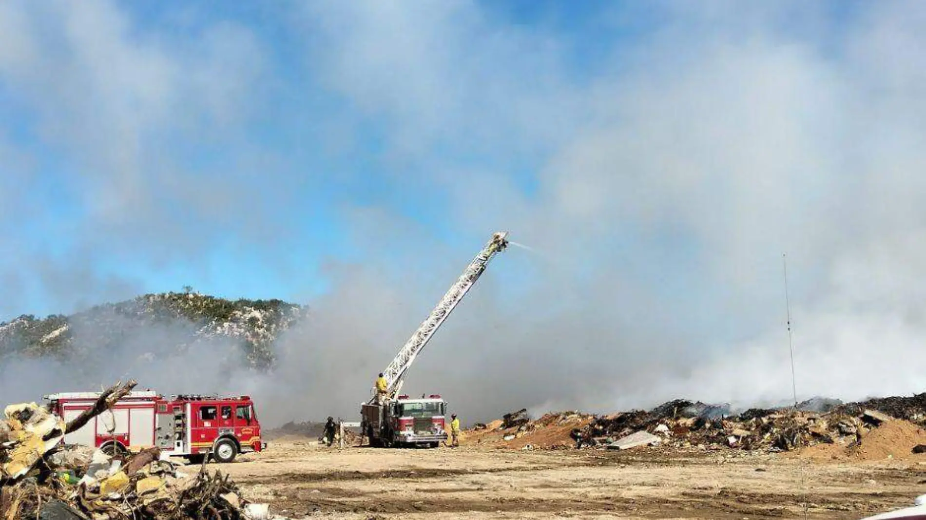 fuego basurero los cabos 2